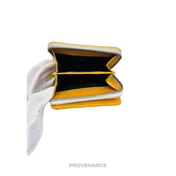 🔴 Balenciaga Logo Bazaar Zip Wallet - Yellow White Striped - Picture 7 of 13
